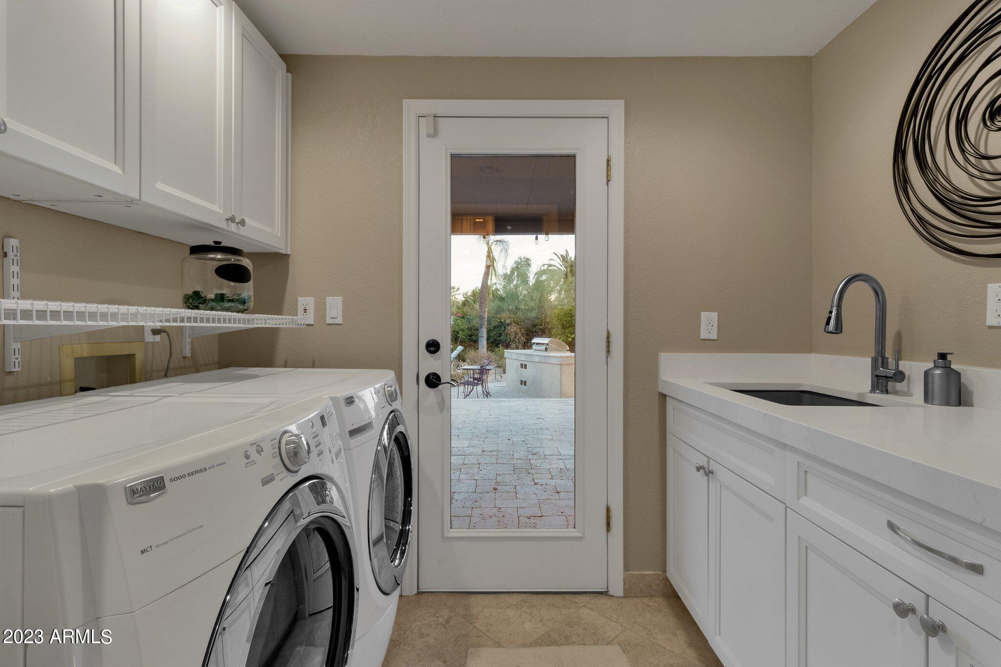8115 East Redfield Road Scottsdale, AZ 85260 - Photo 30 of 43 Laundry Room