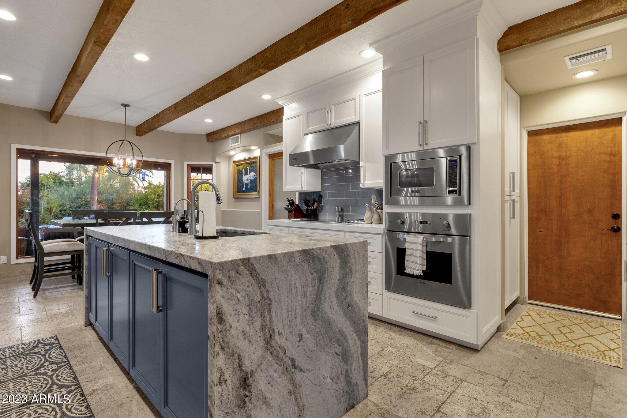 8115 East Redfield Road Scottsdale, AZ 85260 - Photo 8 of 43 Kitchen