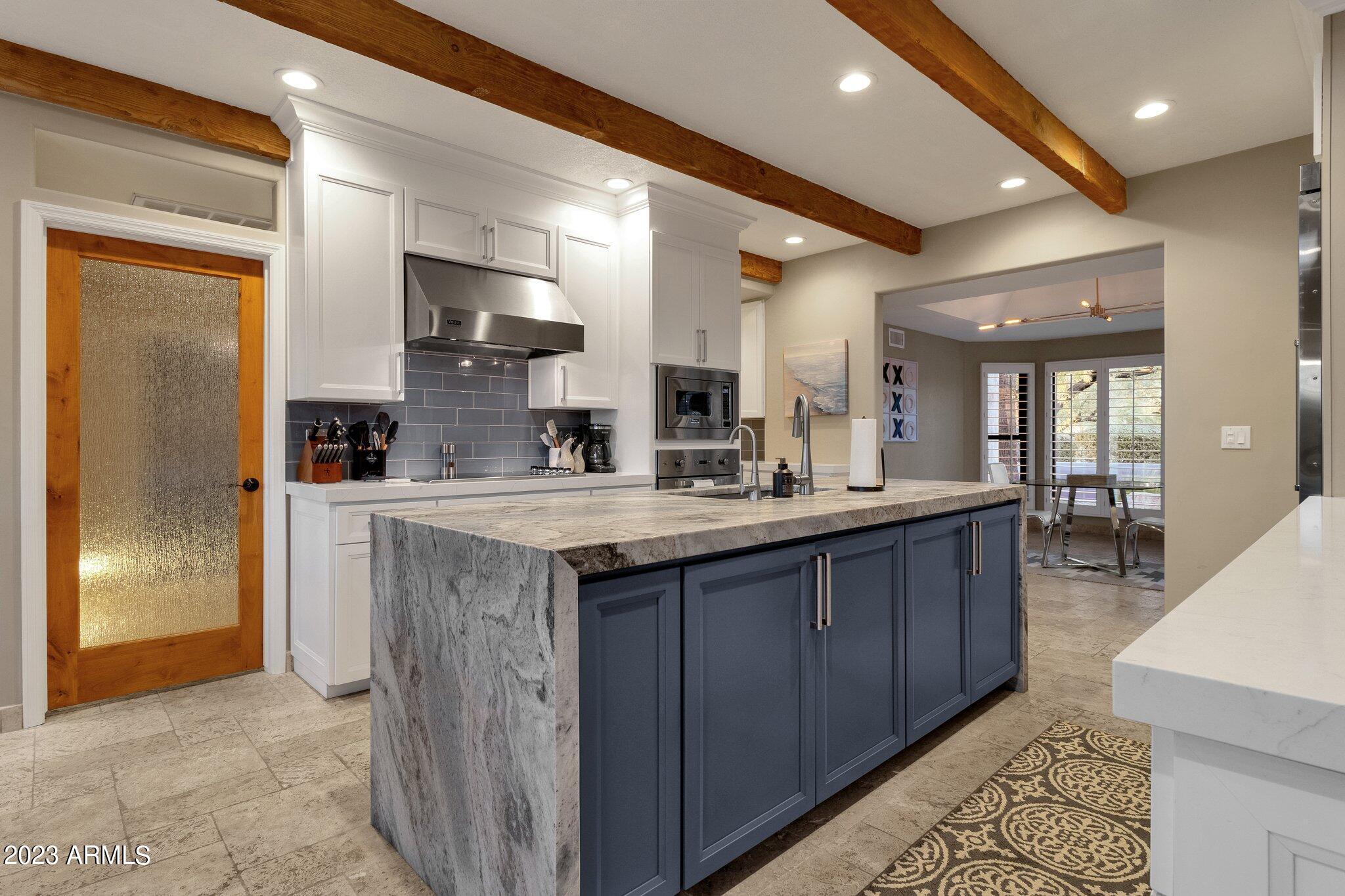 8115 East Redfield Road Scottsdale, AZ 85260 - Photo 10 of 43 Kitchen