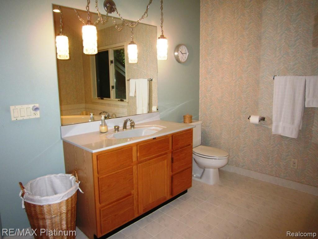 10621 Hibner Road Hartland, MI 48353 - Photo 20 of 40 IMG_4190.jpg