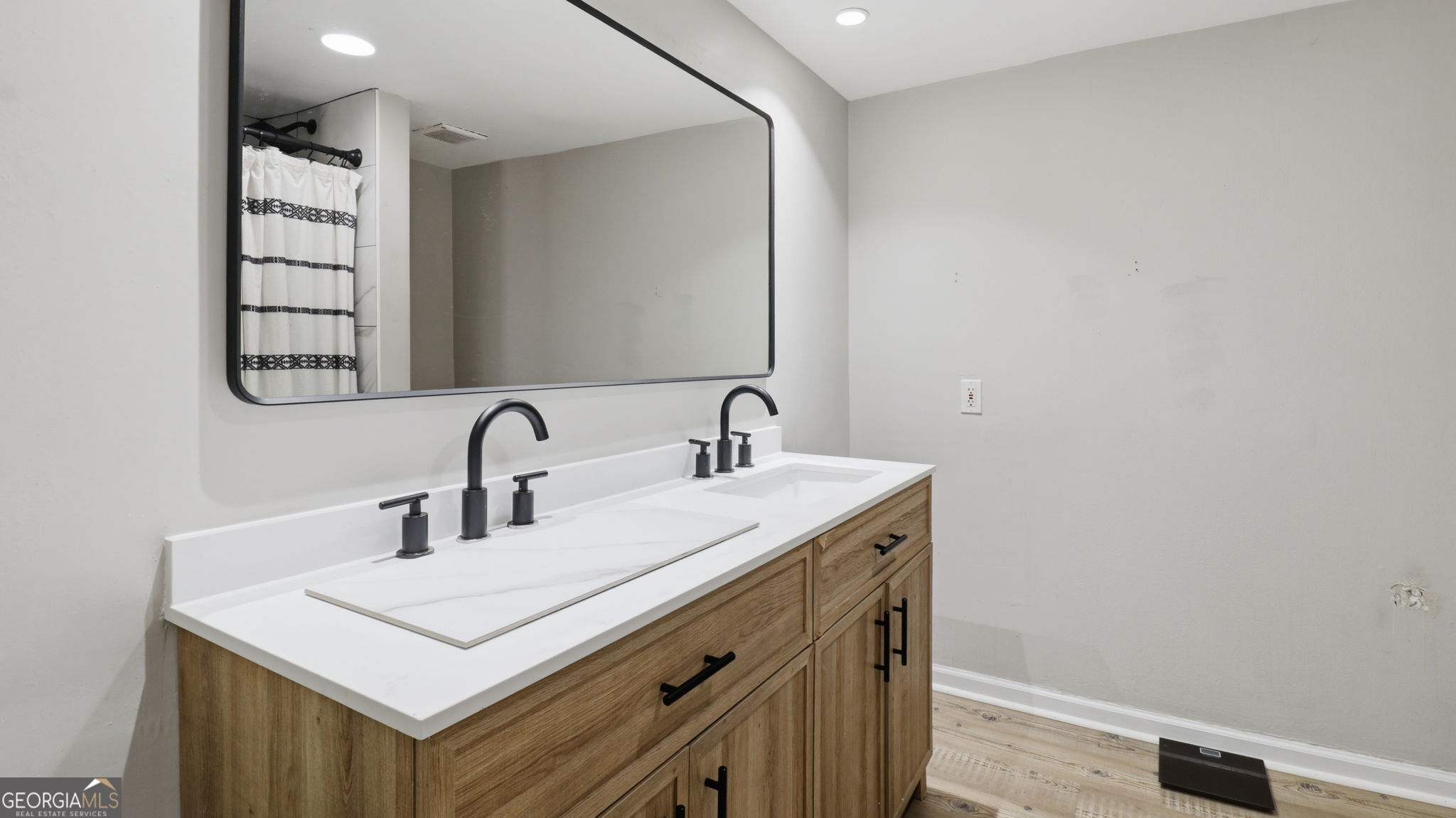 6851 Roswell Road, Unit A4 Atlanta, GA 30328 - Photo 17 of 25