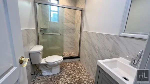 $2,500 | 1796 Nostrand Avenue, Unit 2F | Flatbush