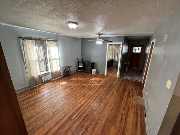 $120,000 | 212 North Highland Avenue, Columbus, KS 66725