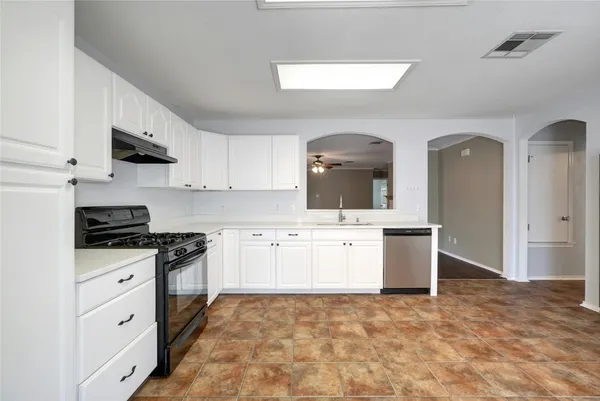 $1,900 | 17127 Ardisia Drive, Pflugerville, TX 78660