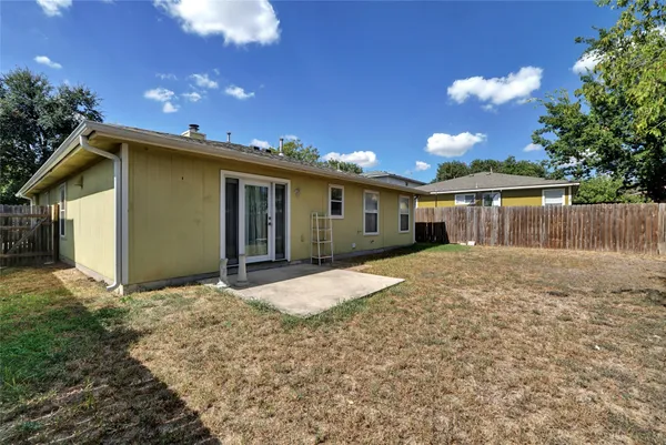 $1,900 | 17127 Ardisia Drive, Pflugerville, TX 78660