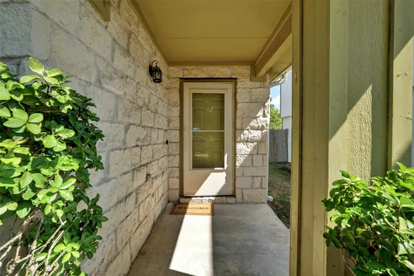 $1,900 | 17127 Ardisia Drive, Pflugerville, TX 78660