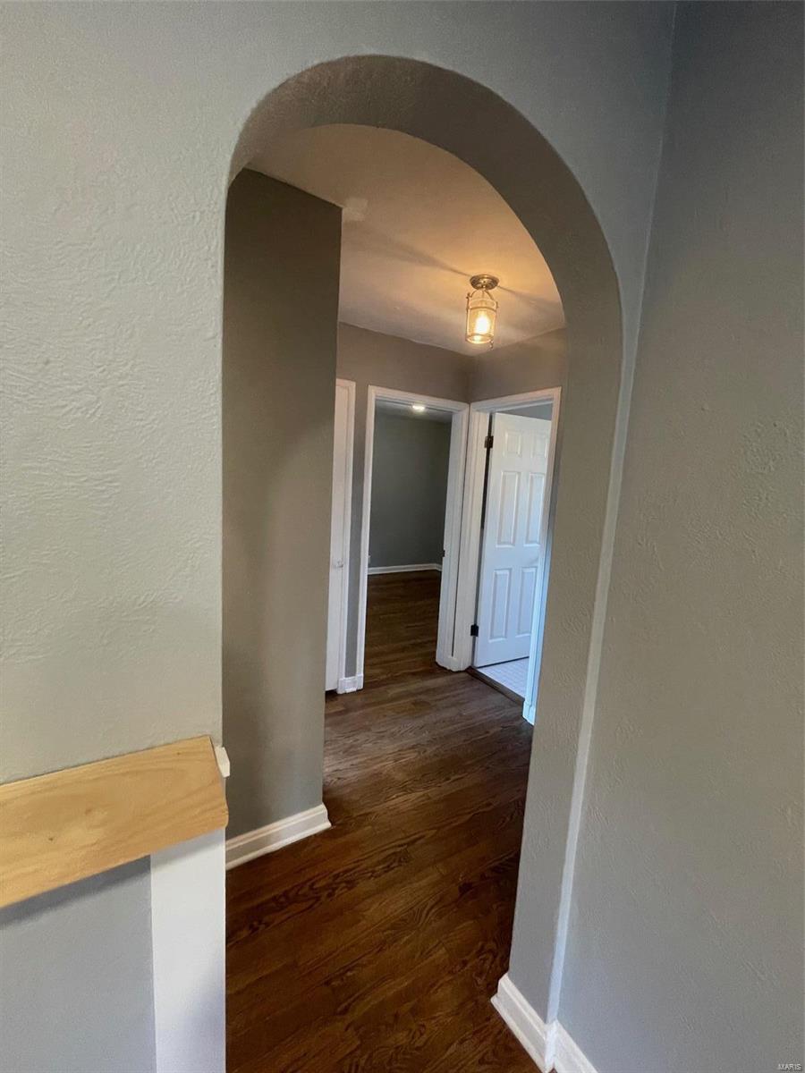 7228 MacKenzie Road St. Louis, MO 63123 - Photo 12 of 35 Gallery Image 12