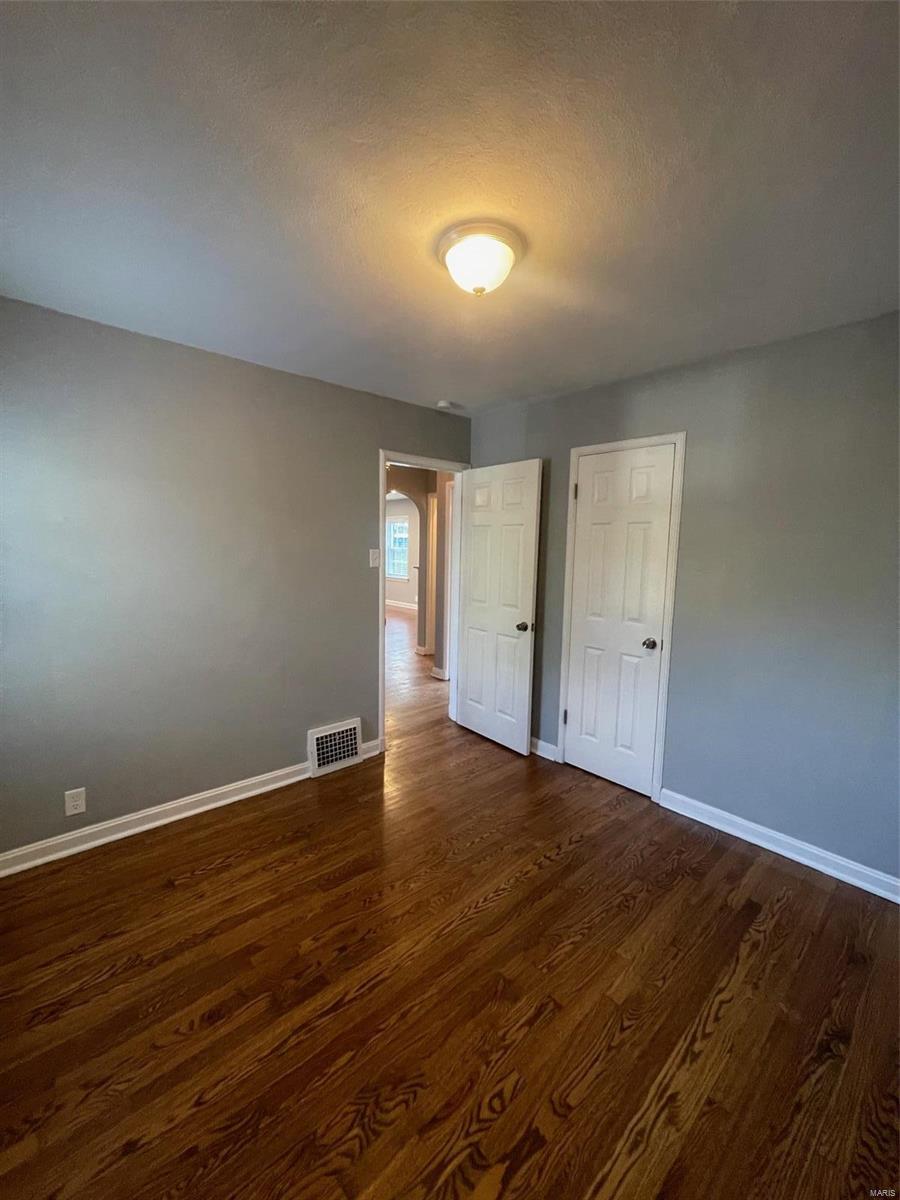 7228 MacKenzie Road St. Louis, MO 63123 - Photo 15 of 35 Gallery Image 15
