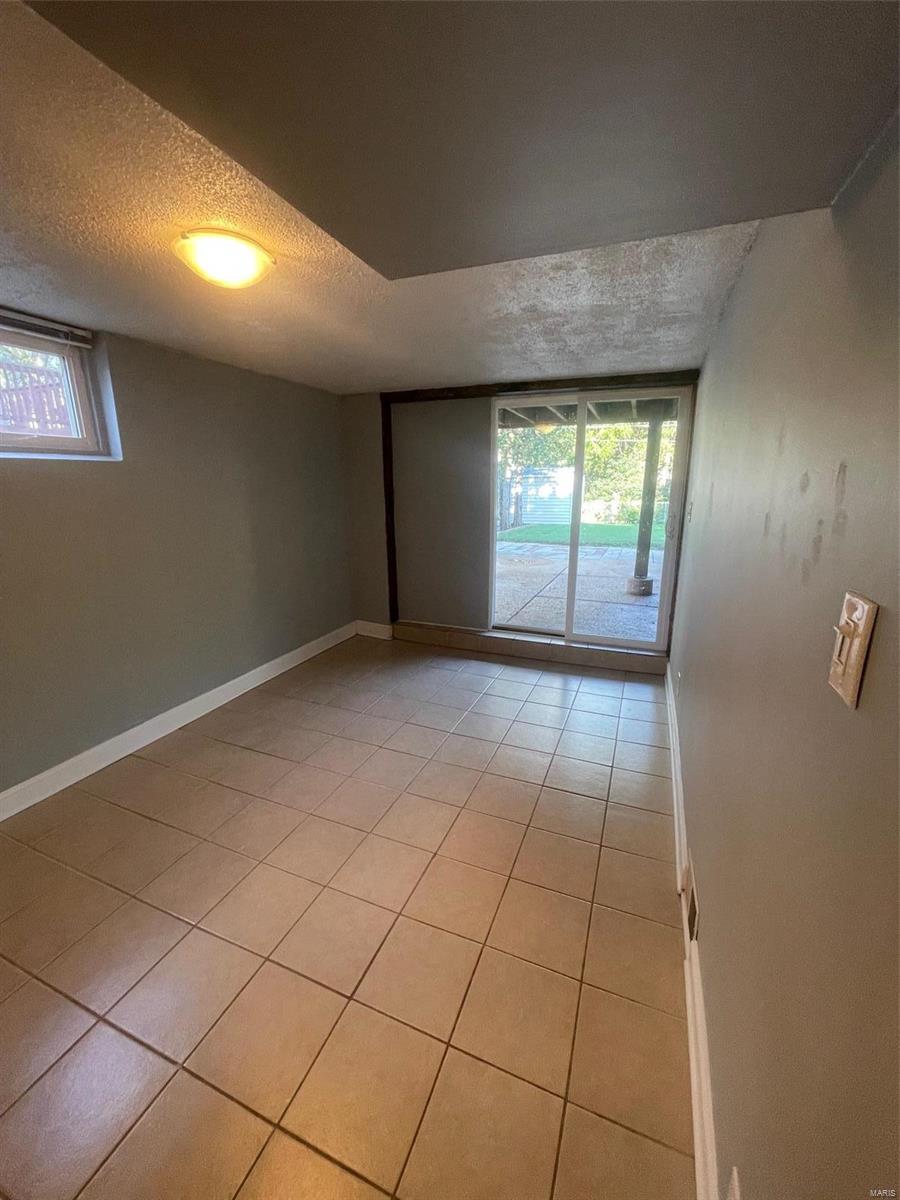 7228 MacKenzie Road St. Louis, MO 63123 - Photo 29 of 35 Gallery Image 29