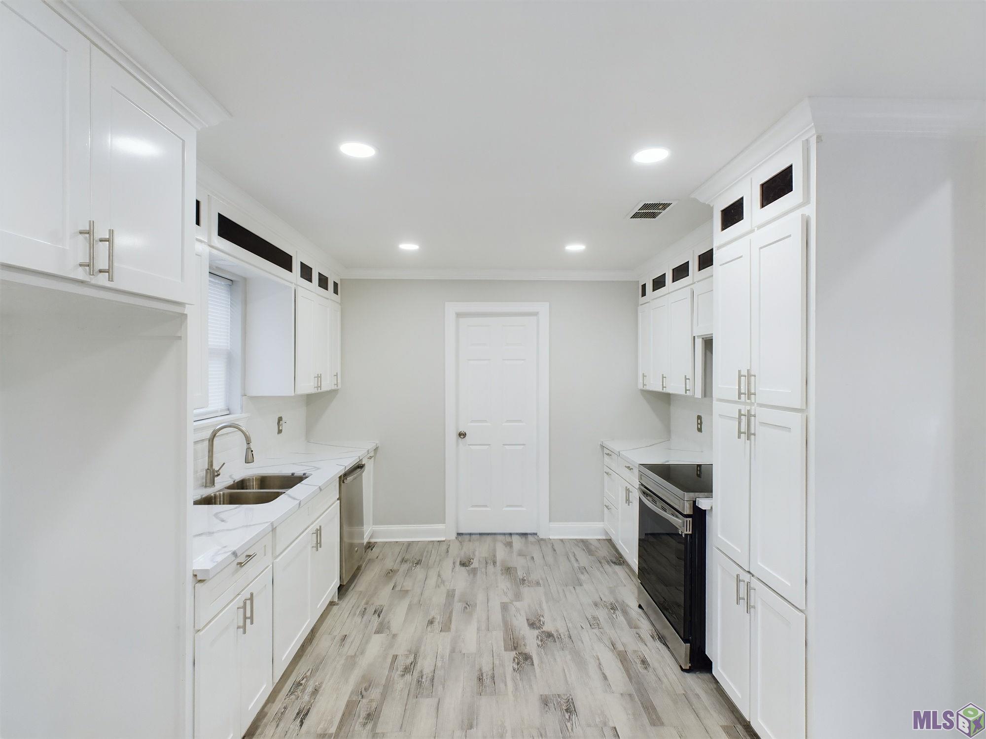 9735 Mint Drive Baton Rouge, LA 70809 - Photo 7 of 23 Gallery Image 7
