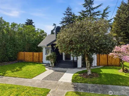 $459,000 | 6214 South Warner Street, Tacoma, WA 98409