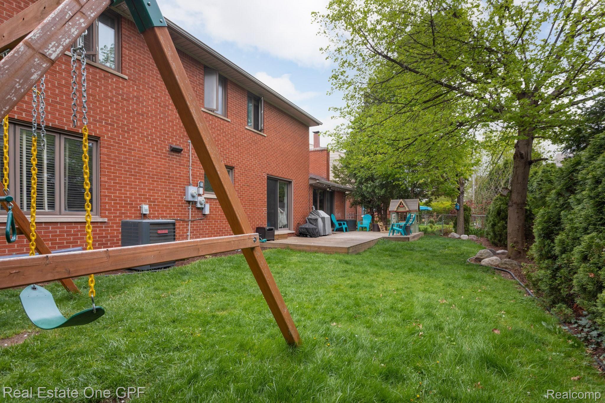559 Cook Road Grosse Pointe, MI 48236 - Photo 44 of 47 9.jpg