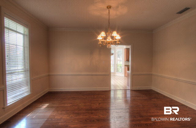 506 Barbara Court Daphne, AL 36526 - Photo 11 of 33 dining room
