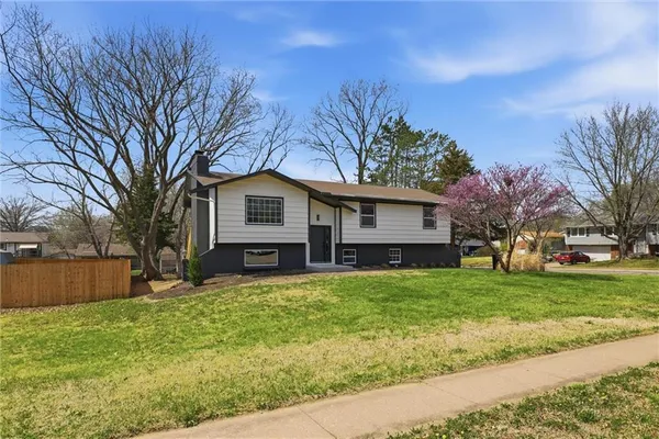 $360,000 | 2201 Marvonne Road, Lawrence, KS 66047