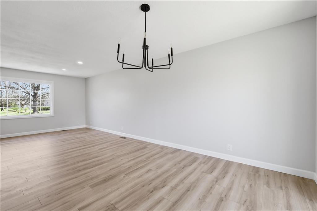 2201 Marvonne Road Lawrence, KS 66047 - Photo 6 of 32