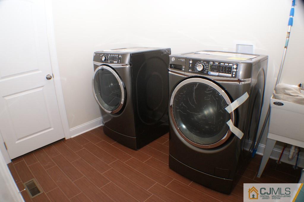 192 Major Road Monmouth Junction, NJ 08852 - Photo 18 of 18 Gallery Image 18