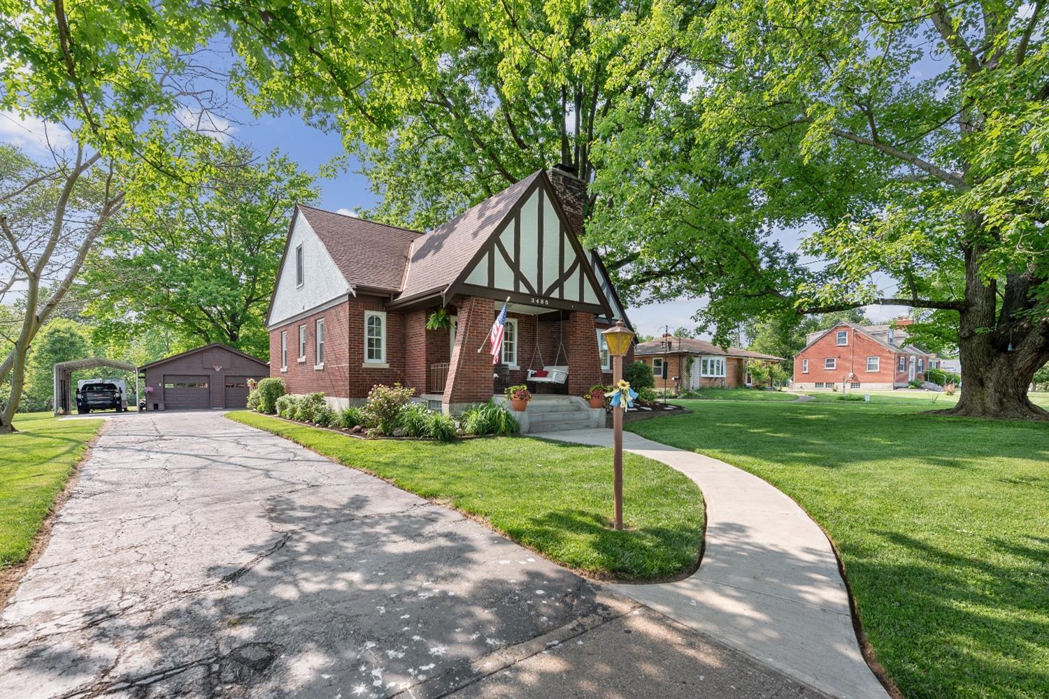 3485 Ebenezer Road Cincinnati, OH 45248 - Photo 2 of 39
