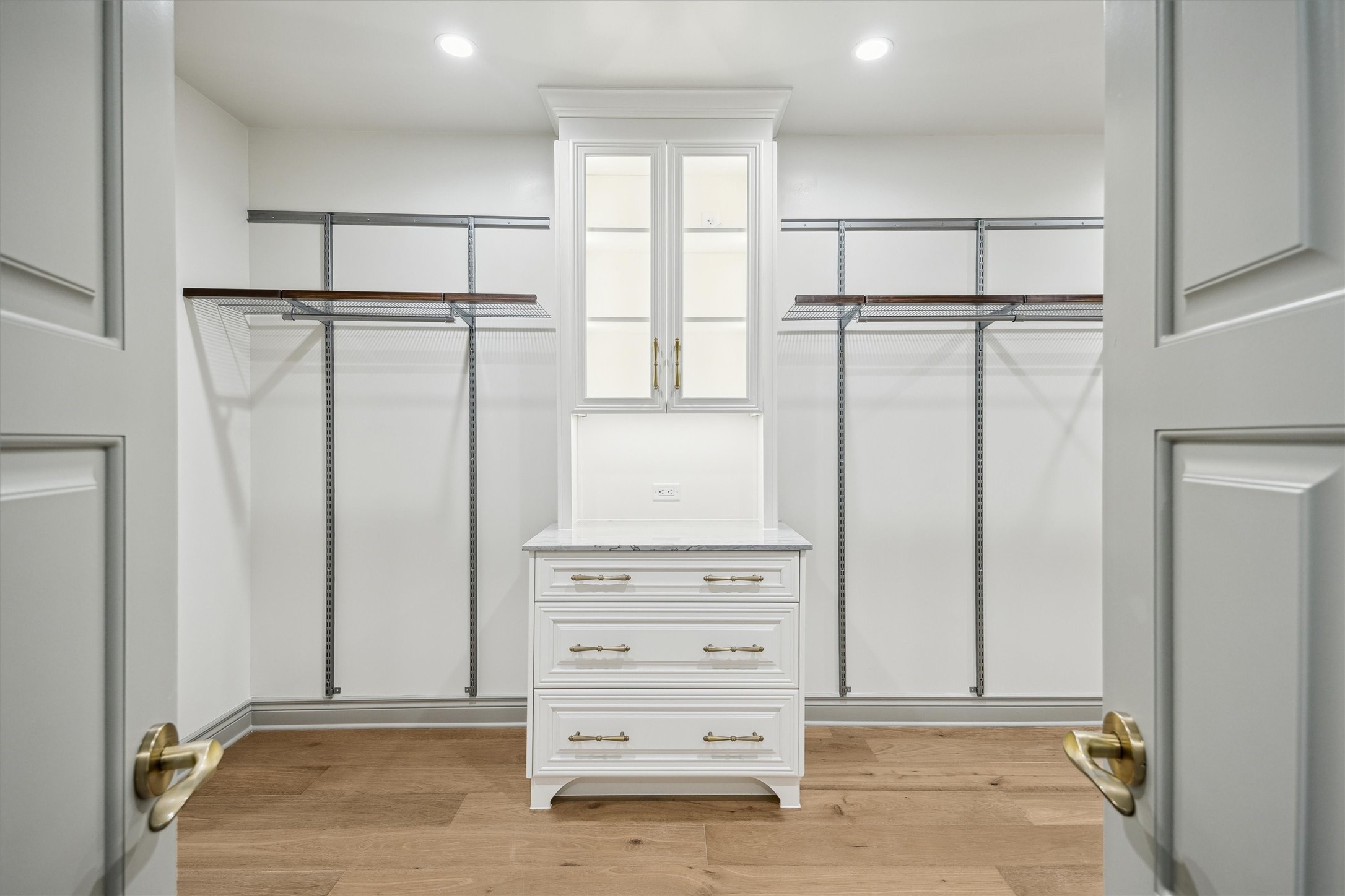 1717 Bissonnet Street, Unit 1106 Houston, TX 77005 - Photo 20 of 35 a view of walk in closet with white walls