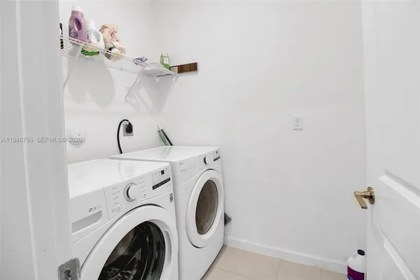 $3,950 | 1382 Southeast 26th Avenue, Homestead, FL 33035