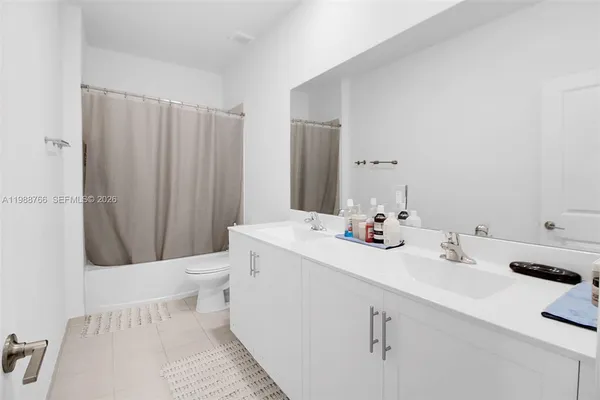 $3,950 | 1382 Southeast 26th Avenue, Homestead, FL 33035