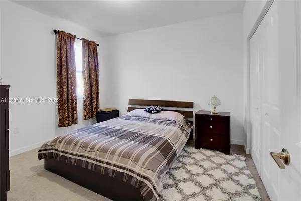 $3,950 | 1382 Southeast 26th Avenue, Homestead, FL 33035