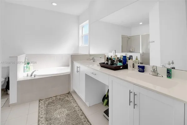 $3,950 | 1382 Southeast 26th Avenue, Homestead, FL 33035