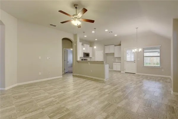 $2,175 | 13216 Mariscan Street, Manchaca, TX 78652