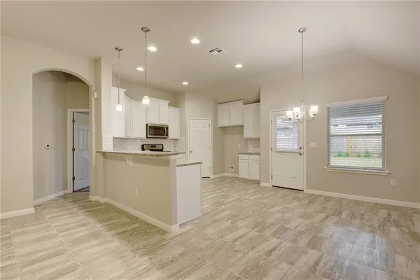 $2,175 | 13216 Mariscan Street, Manchaca, TX 78652