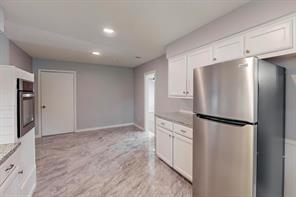 14724 Overview Drive Dallas, TX 75254 - Photo 13 of 40