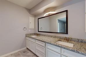 14724 Overview Drive Dallas, TX 75254 - Photo 24 of 40