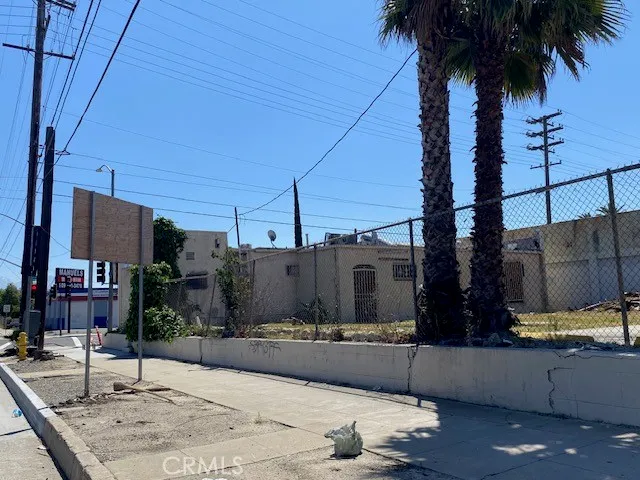 a view of a house with a patio