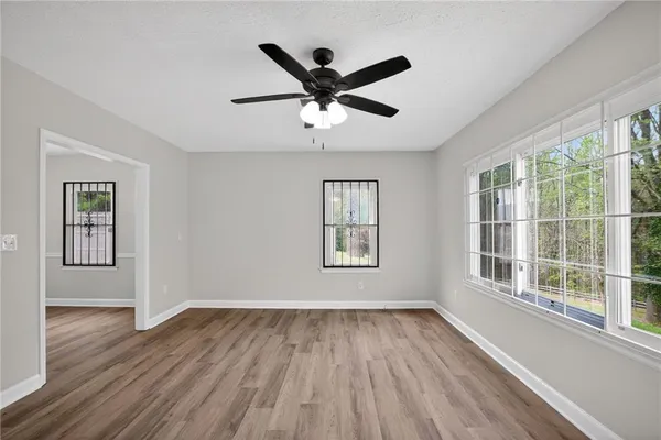 $290,000 | 2252 Beecher Circle Southwest, Atlanta, GA 30311