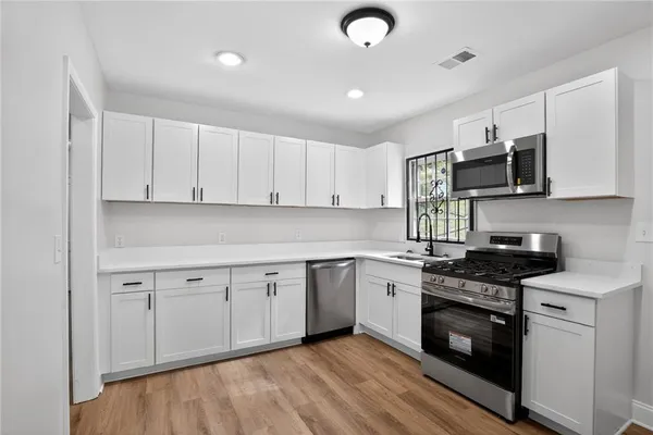 $290,000 | 2252 Beecher Circle Southwest, Atlanta, GA 30311