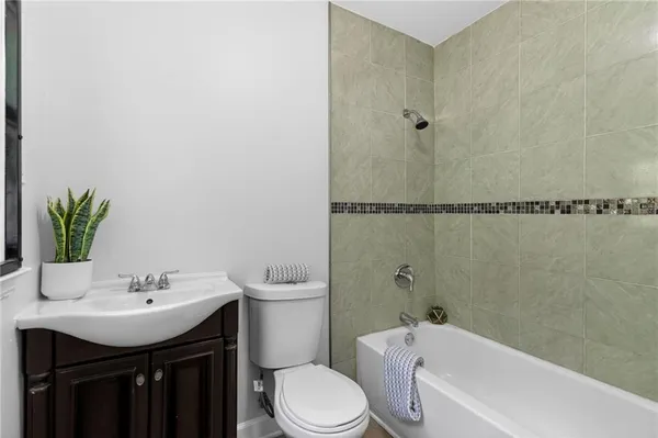 $290,000 | 2252 Beecher Circle Southwest, Atlanta, GA 30311