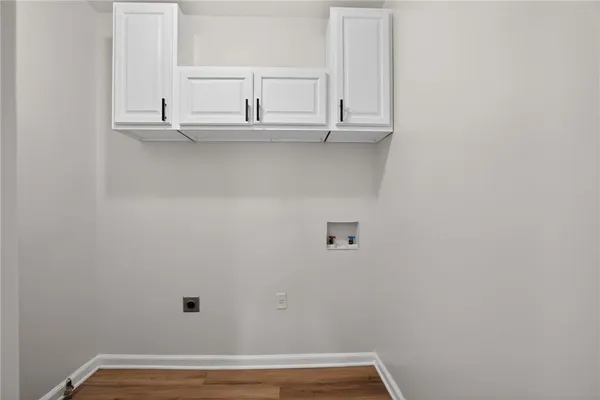 $290,000 | 2252 Beecher Circle Southwest, Atlanta, GA 30311