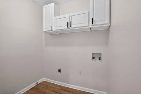 $290,000 | 2252 Beecher Circle Southwest, Atlanta, GA 30311