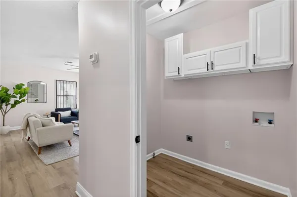 $290,000 | 2252 Beecher Circle Southwest, Atlanta, GA 30311