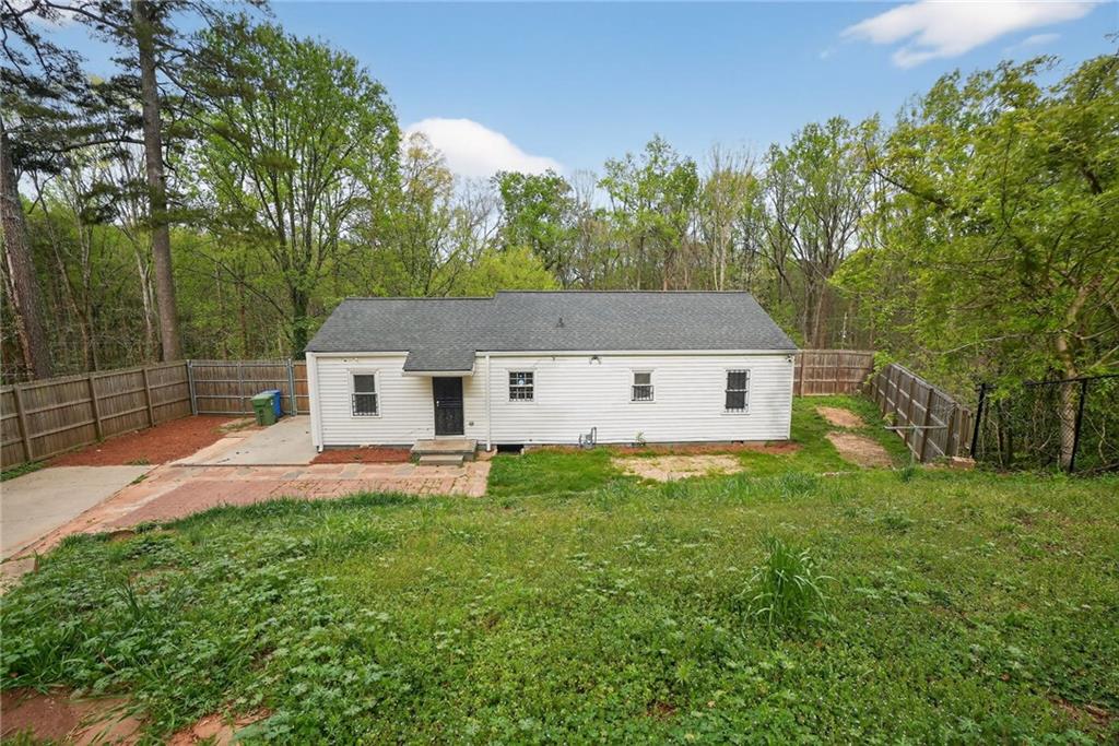 2252 Beecher Circle Southwest Atlanta, GA 30311 - Photo 6 of 48