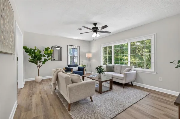 $290,000 | 2252 Beecher Circle Southwest, Atlanta, GA 30311