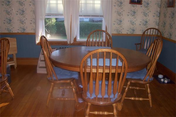142 Merrimac Avenue Springfield, MA 01104 - Photo 5 of 15