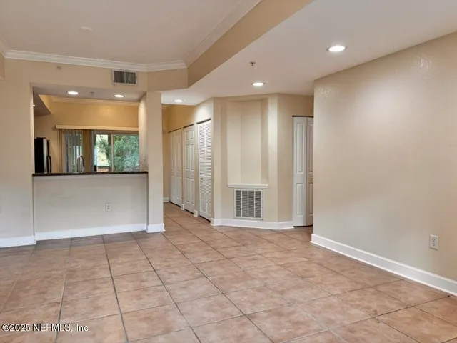 $1,595 | 9745 Touchton Road, Unit 302, Jacksonville, FL 32246