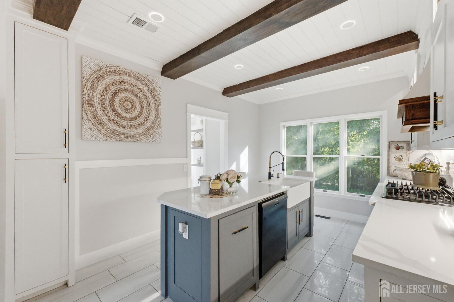 113 Oakdale Road Chester, NJ 07930 - Photo 21 of 47 Gallery Image 21