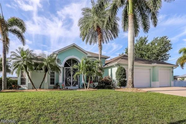 $650,000 | 1702 Northwest 2nd Terrace, Cape Coral, FL 33993
