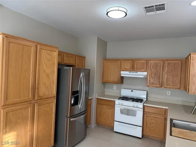 $1,995 | 7783 Crystal Village Lane, Las Vegas, NV 89113