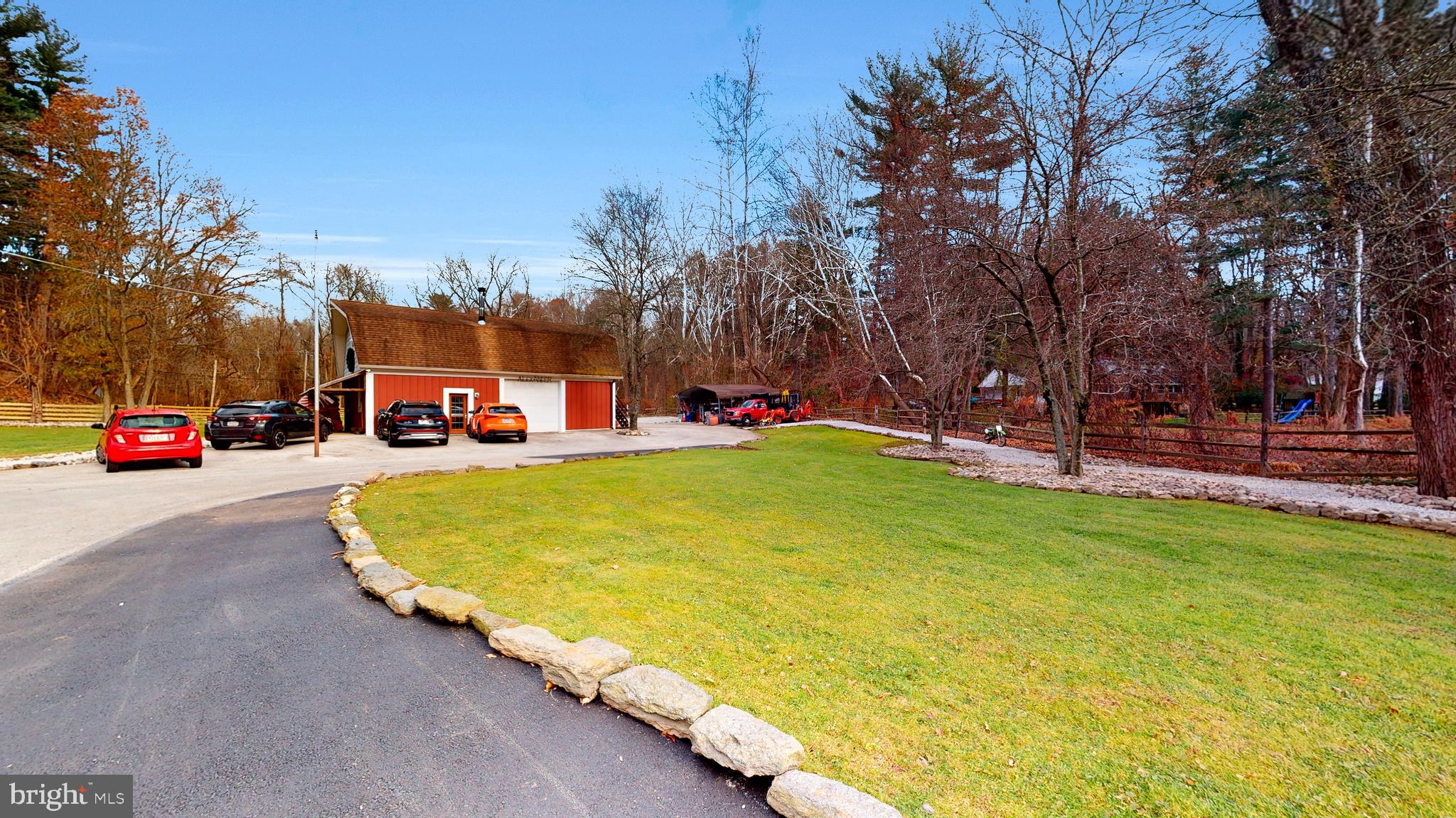 901 Crum Creek Road Springfield, PA 19064 - Photo 72 of 115 Separate garage w/efficiency apartment.