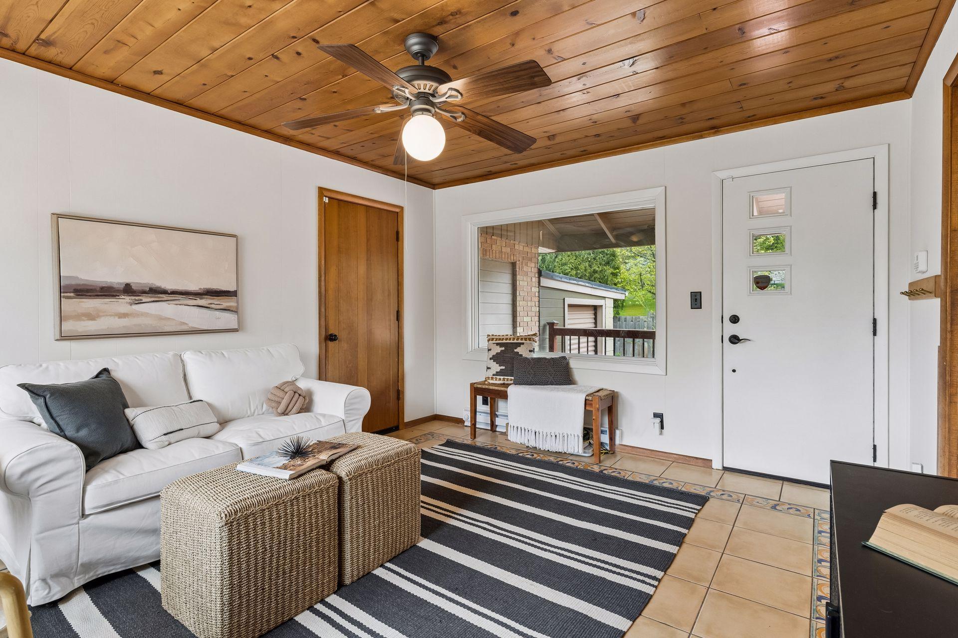 2079 Upper St Dennis Road St. Paul, MN 55116 - Photo 10 of 37 Gallery Image 10