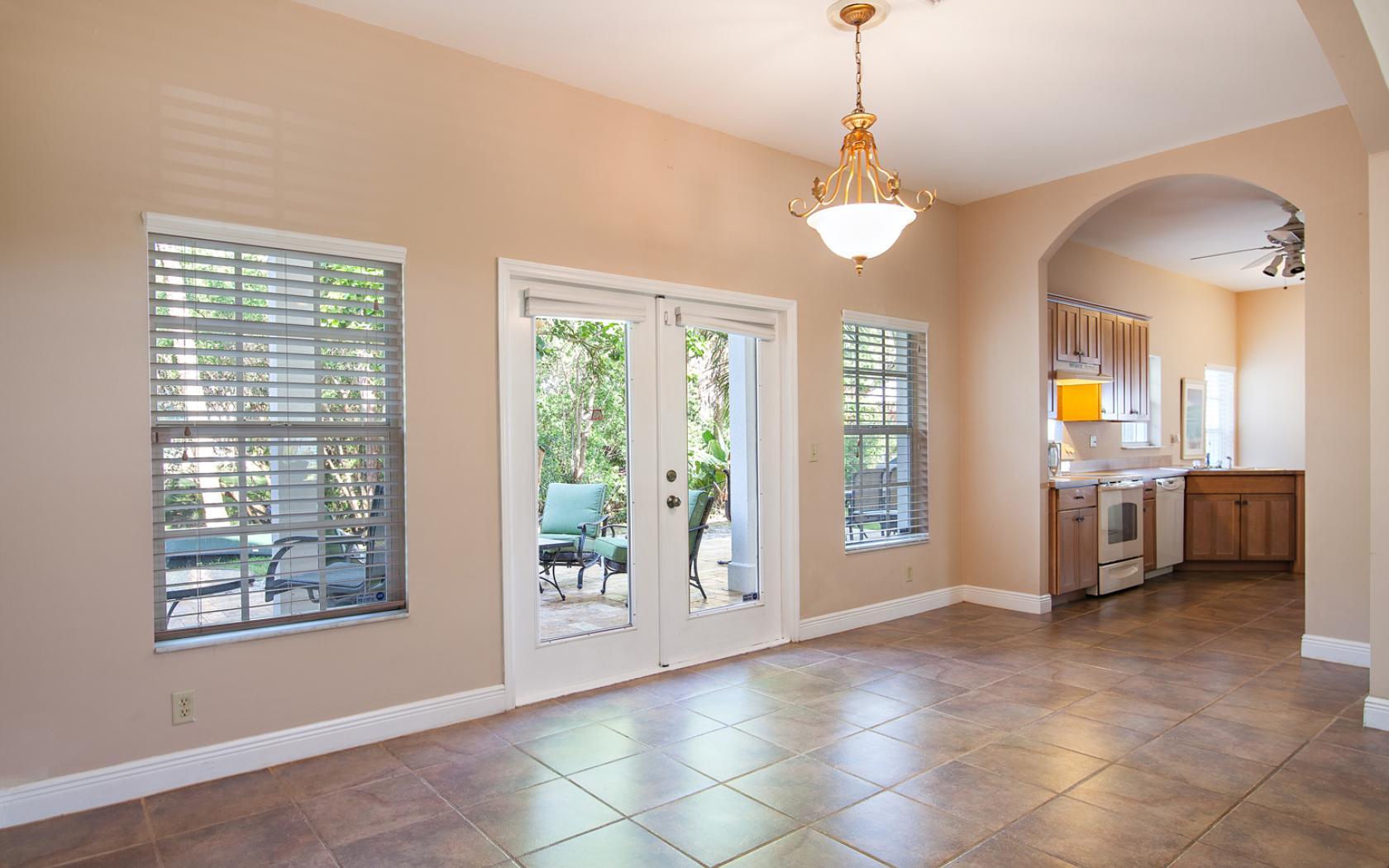 212 Colony Way West Jupiter, FL 33458 - Photo 5 of 31 7-photo-web-1680x1050-164586