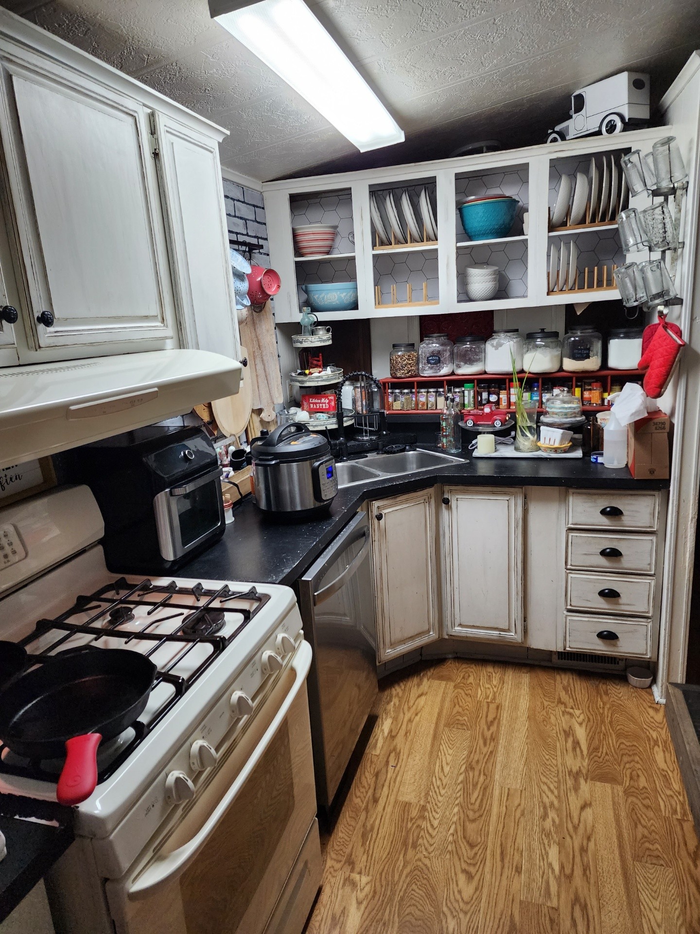 6582 Spring Creek Road Tullahoma, TN 37388 - Photo 8 of 15 Gallery Image 8
