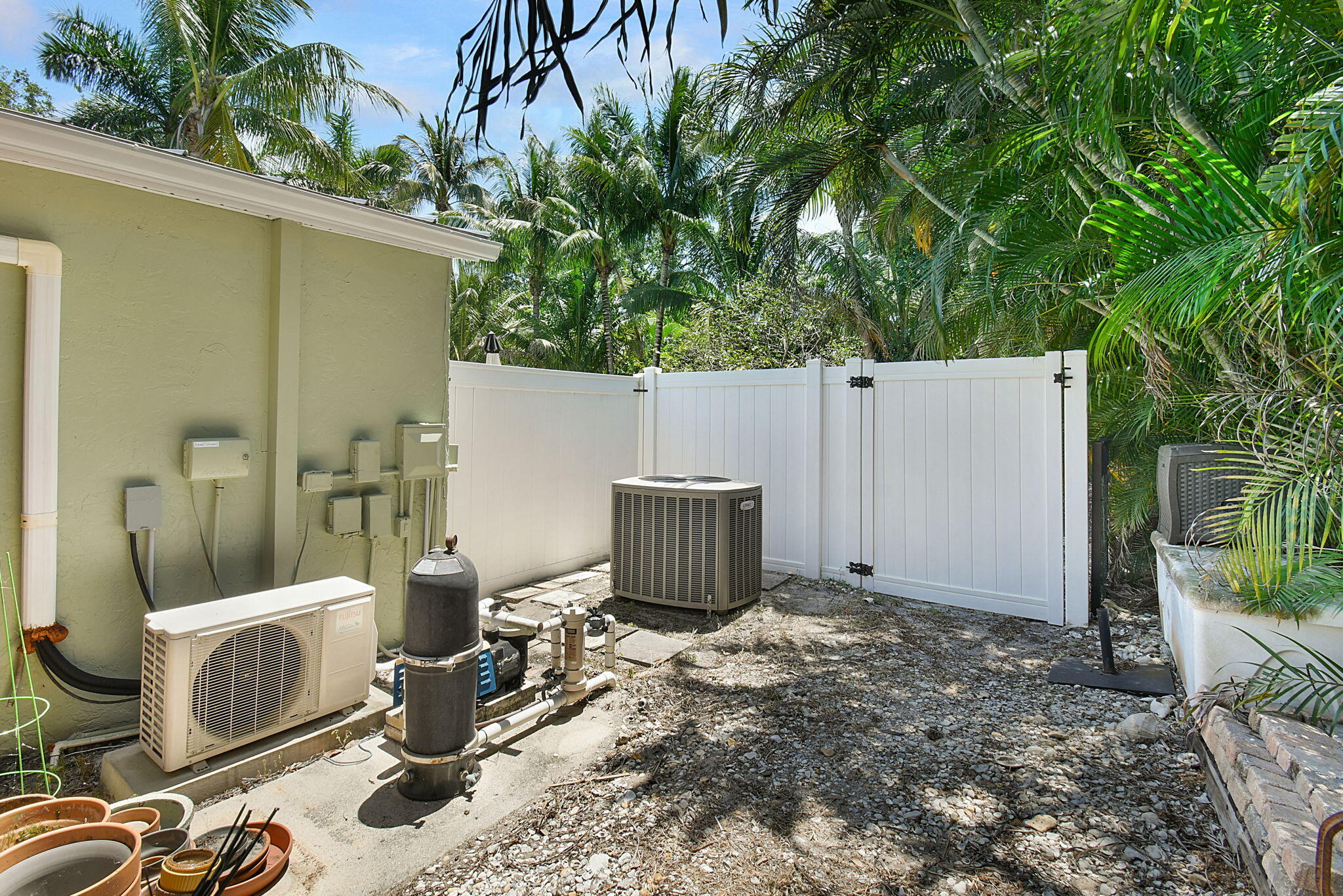1 Riverview Drive Sewall's Point, FL 34996 - Photo 55 of 70 a view of a backyard with sitting area