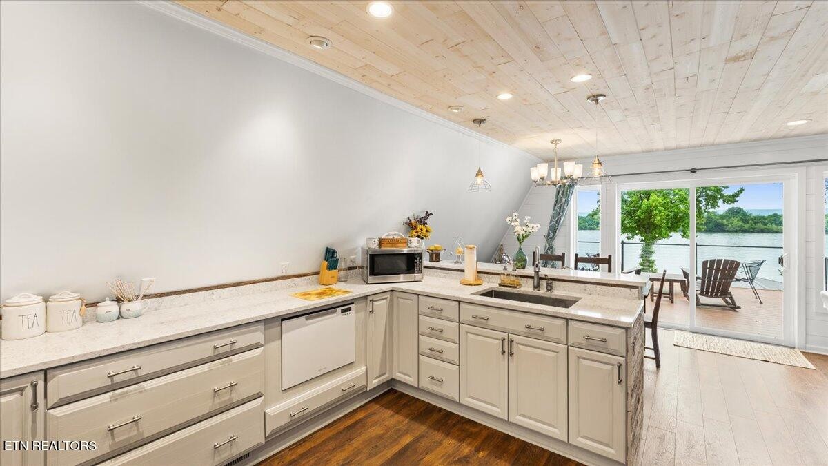439 Dogwood Drive Decatur, TN 37322 - Photo 13 of 60 Gallery Image 13